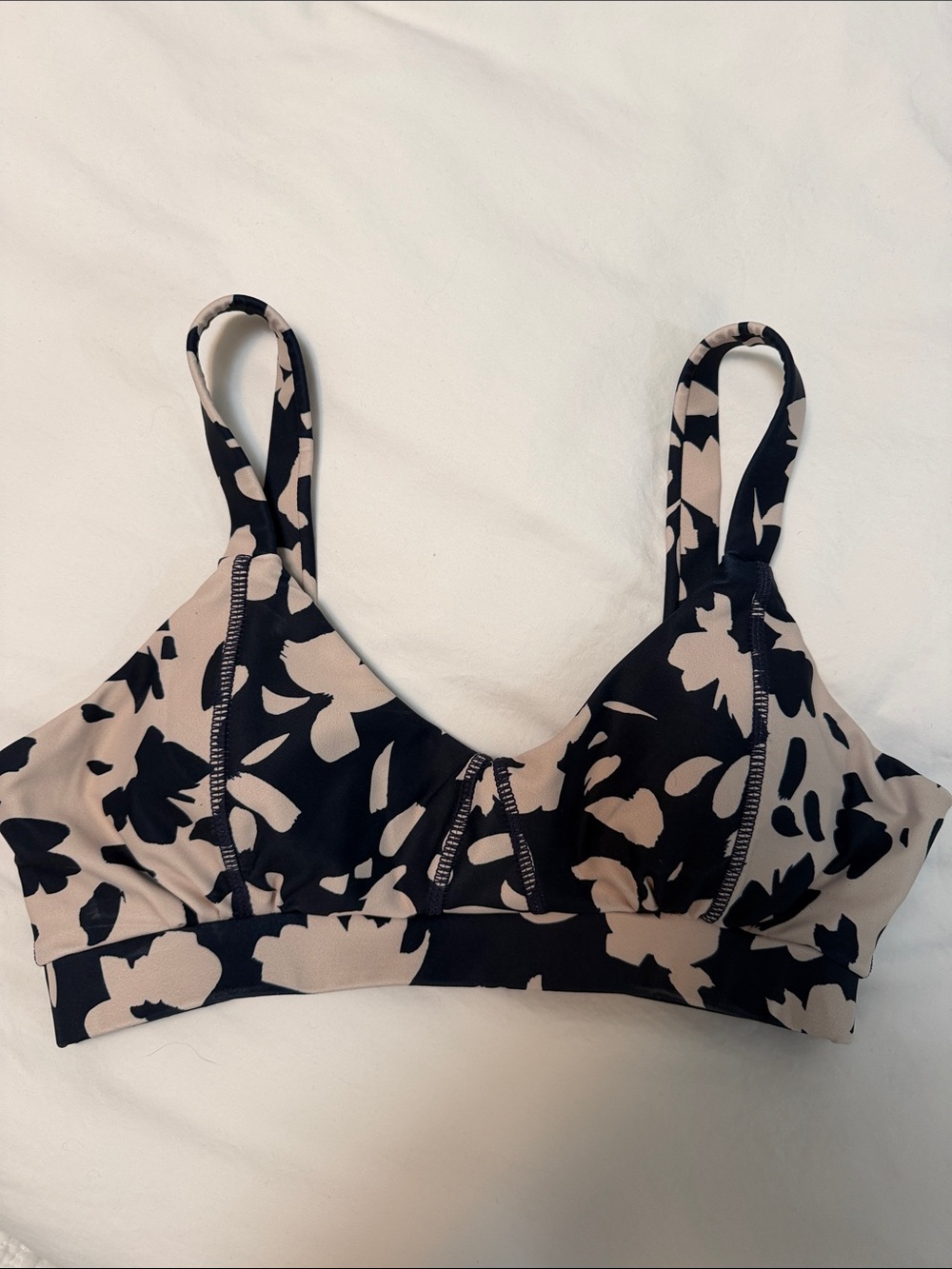 Printed Black & Beige sports bra - Women Intimates